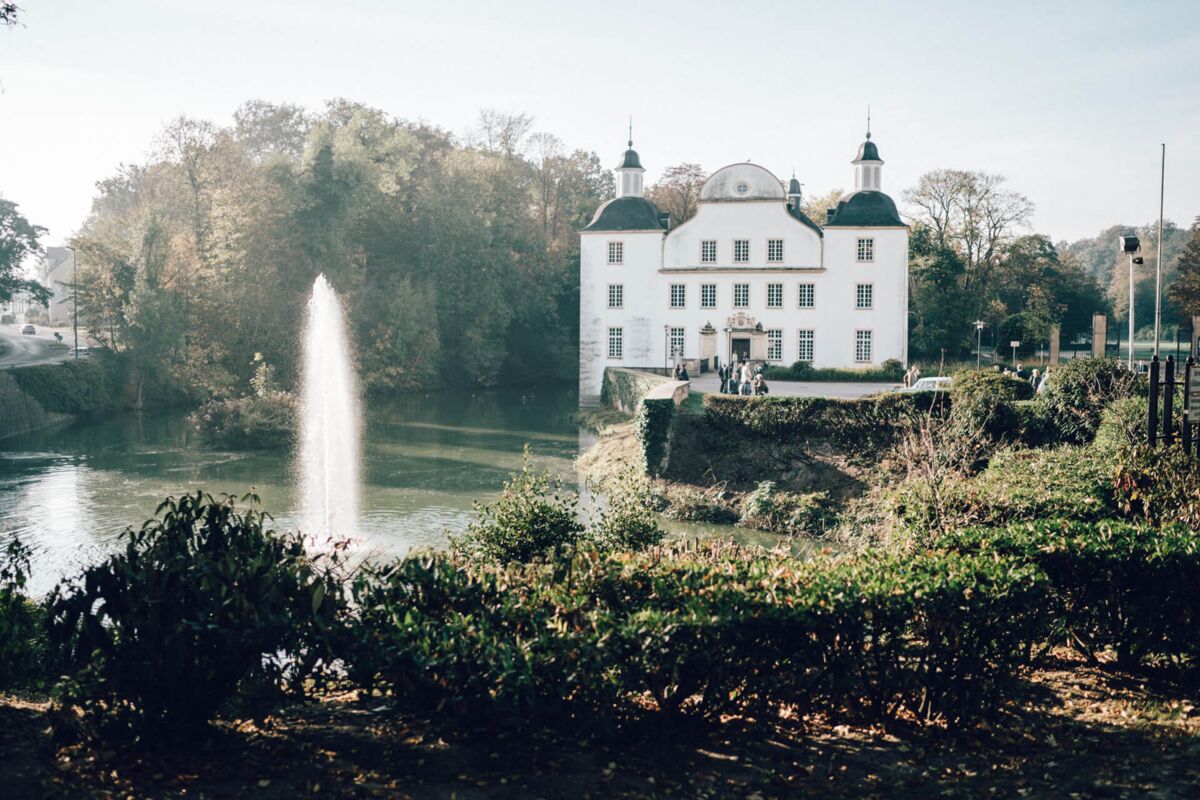 Hochzeitsfotograf für eine standesamtliche Trauung in Essen-Borbeck